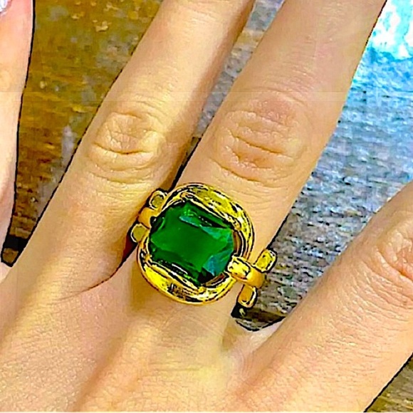 Gold Emerald Crystal Matching Necklace, Earrings, Ring Set - Picture 6 of 8